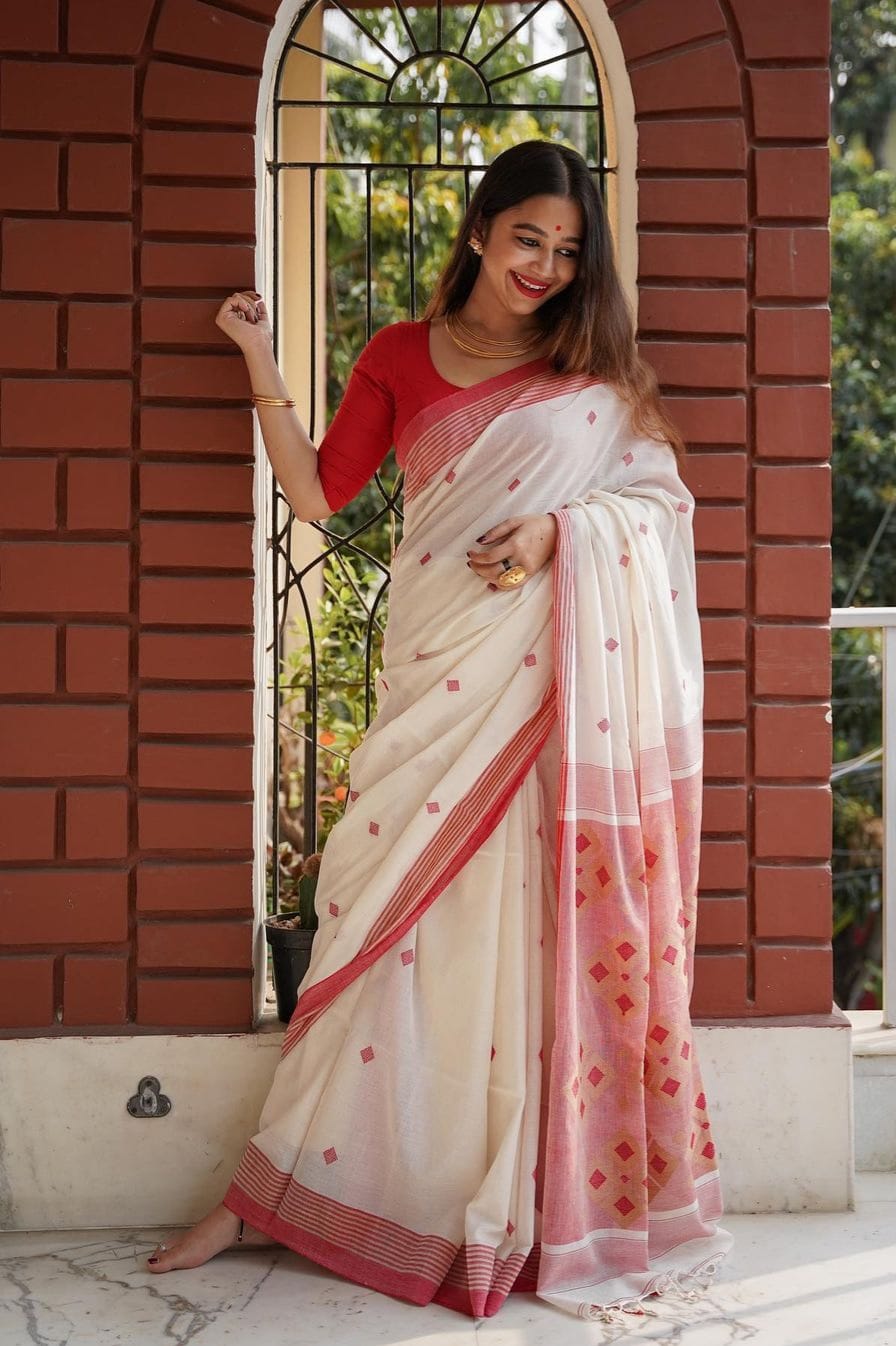Pure Linen Resham Weaved Saree With Red Border And Pallu