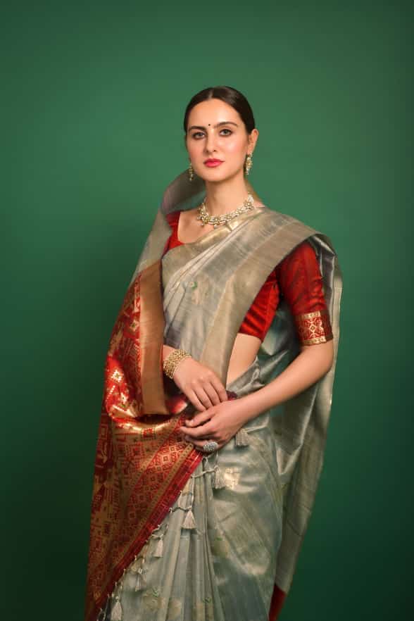 Pure Banarasi Ghicha Silk All Over Zari Weaved Rich Pallu Saree