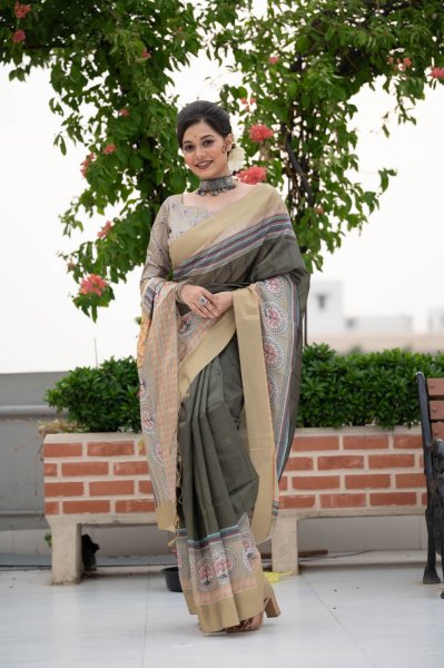 Image of Cotton Silk Kalamkari Printed Saree With Tassels On Pallu