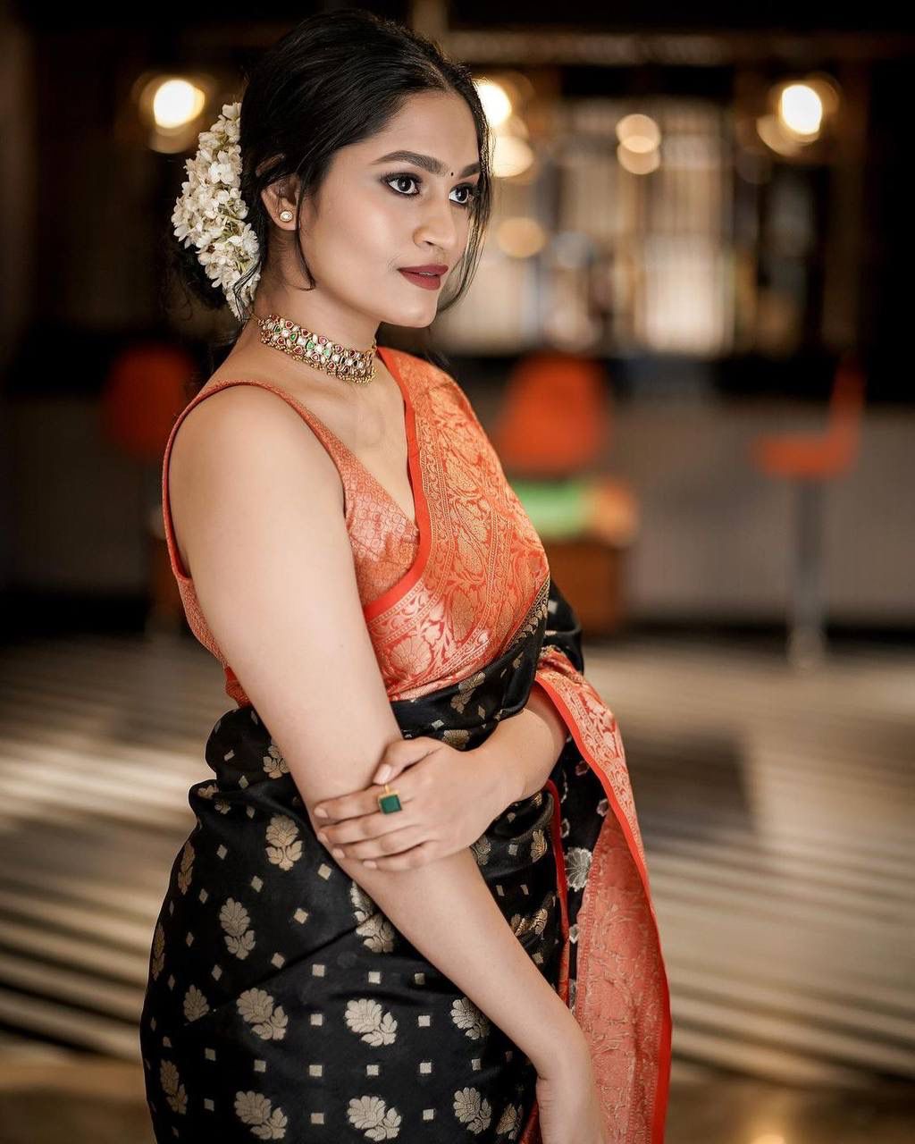 Black Banarasi Silk Gold Zari Body And Rich Weaved Pallu Saree