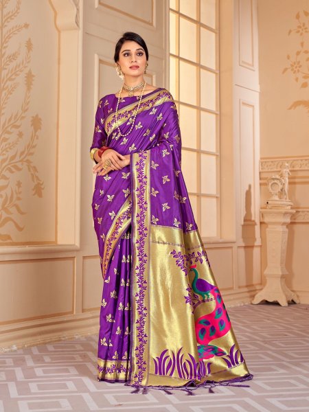 Image of Purple Pure Banarasi Paithani Silk Zari Weaved Saree