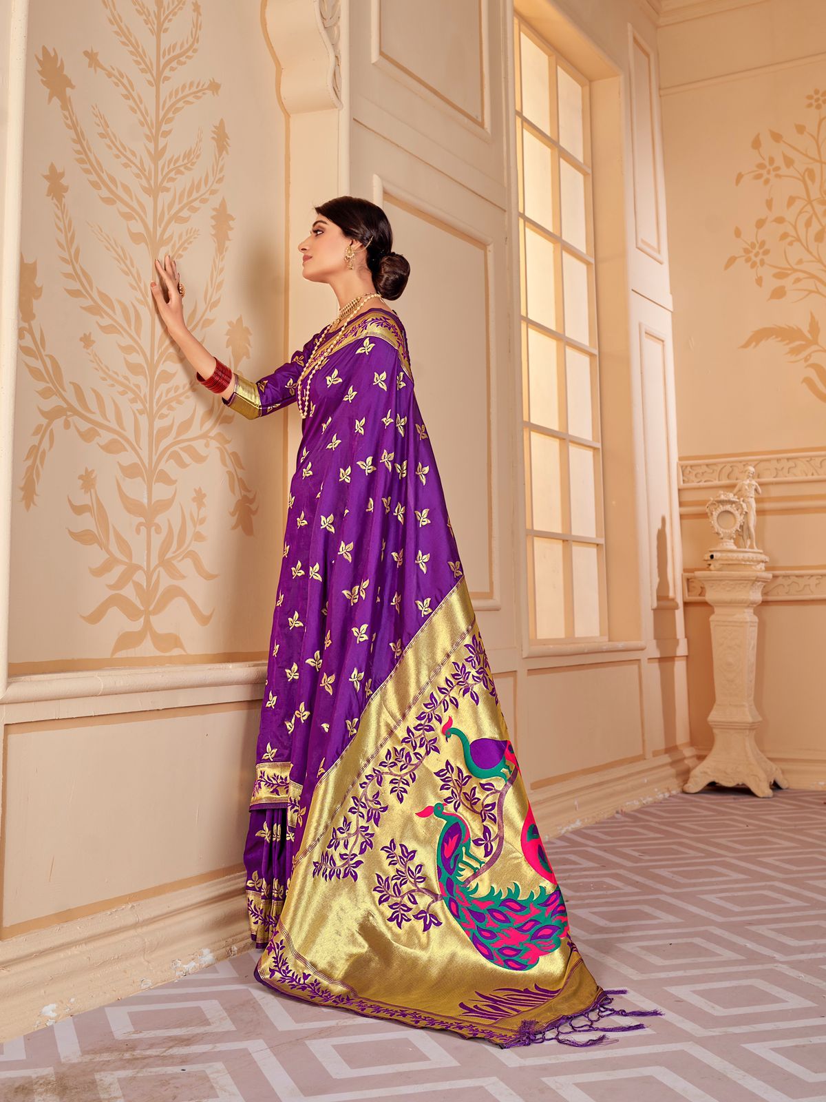 Purple Pure Banarasi Paithani Silk Zari Weaved Saree