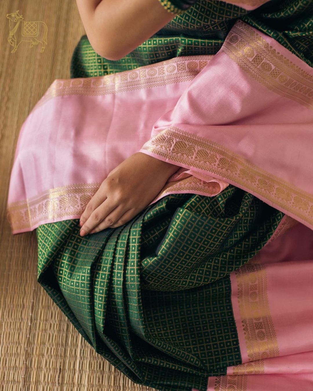 Dark Green Banarasi Silk Saree Gold Zari Check Weaved Rich Pallu