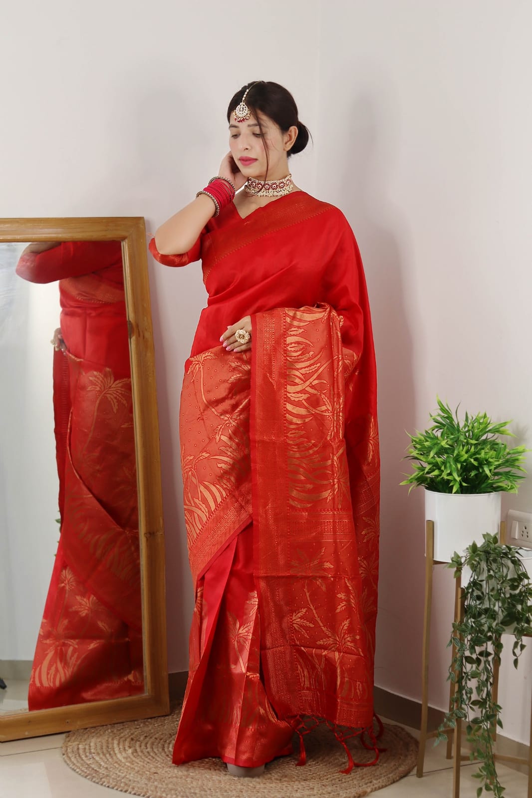 Banarasi Silk Plain Saree With Wide Zari Brocade Rich Pallu