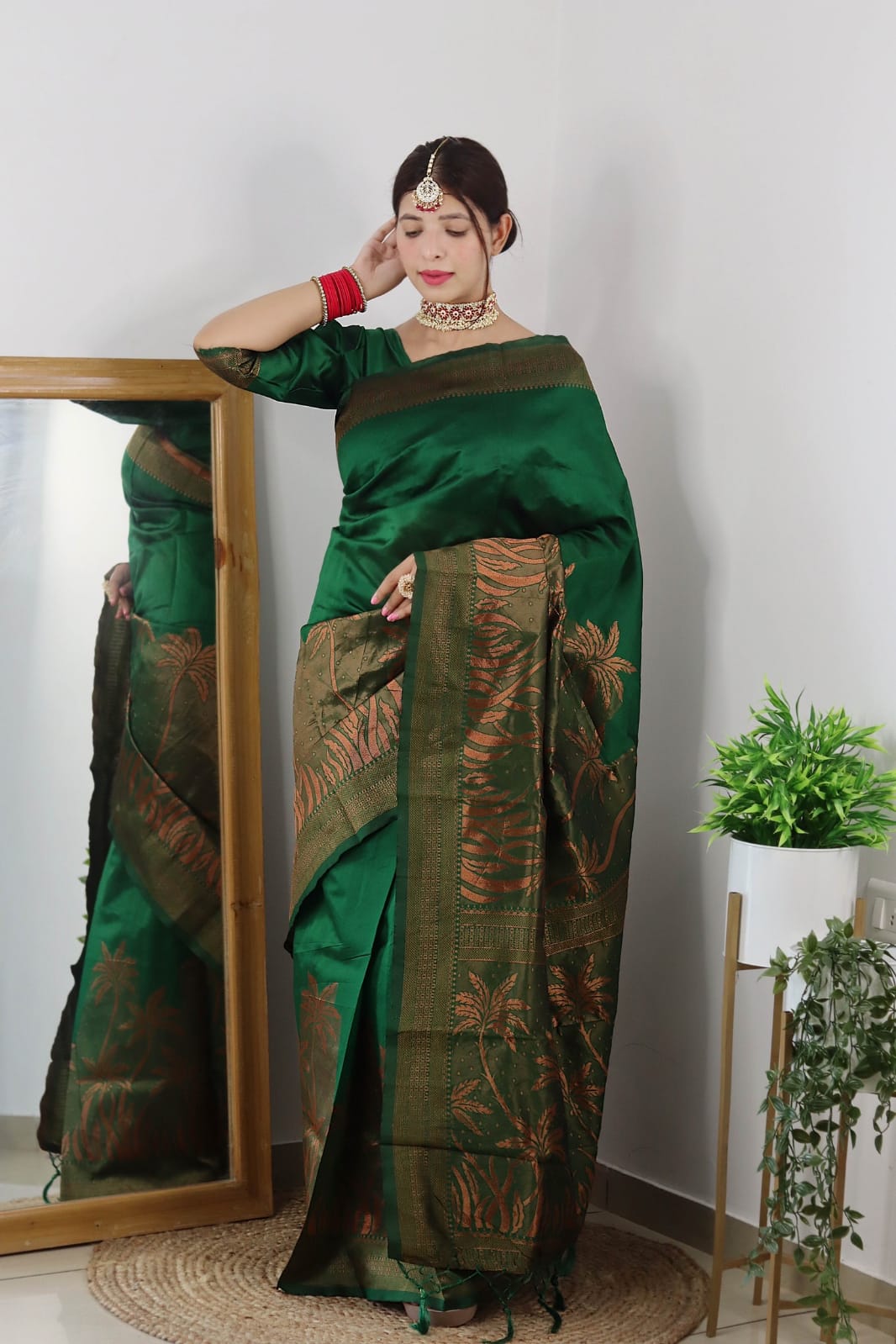 Banarasi Silk Plain Saree With Wide Zari Brocade Rich Pallu