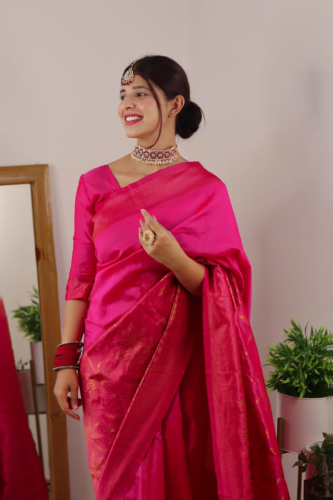 Banarasi Silk Plain Saree With Wide Zari Brocade Rich Pallu