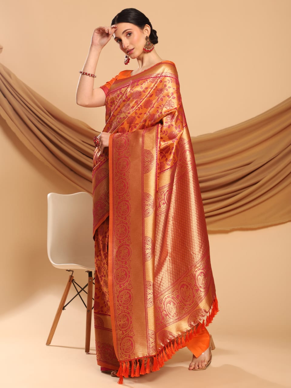 Banarasi Silk Saree All Over Zari Weaved Body And Rich Pallu