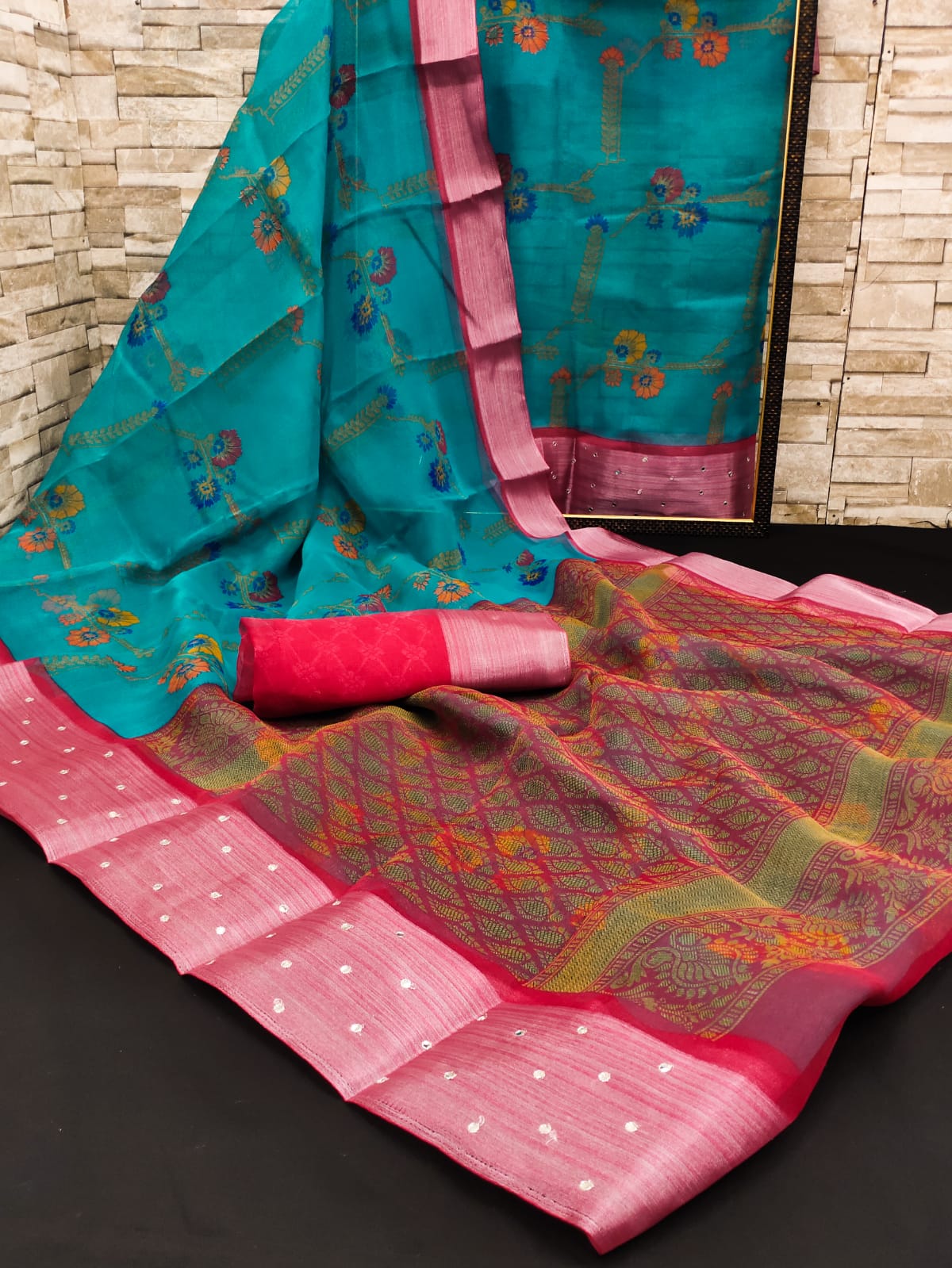 Pure Linen Organza Digital Printed Saree With Silver Zari Glass Border
