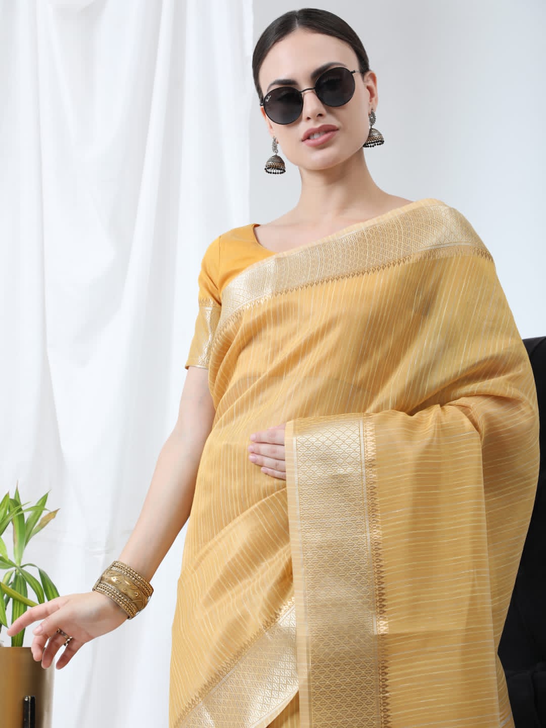 Pure Linen Tissue Silk Saree With Gold Zari Border And Zari Pallu