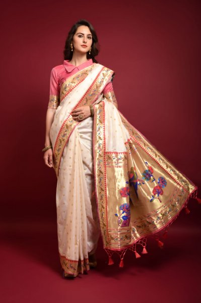 Image of Pure Banarasi Paithani Silk Zari Booti With Rich Zari Pallu Saree
