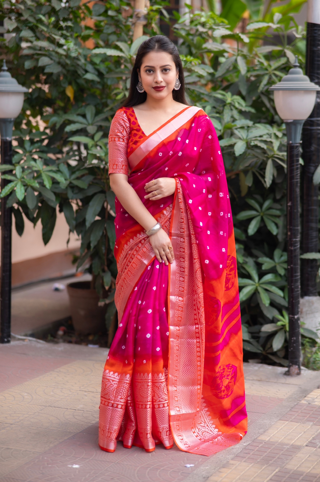 Linen Shibori Printed With Silver Zari Wide Border Saree