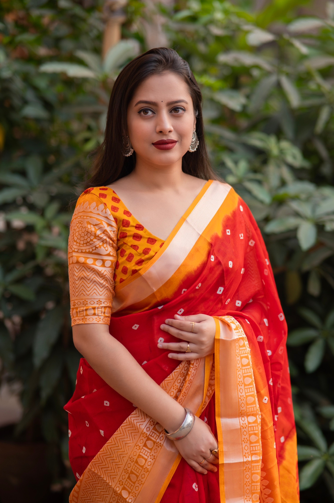 Linen Shibori Printed With Silver Zari Wide Border Saree