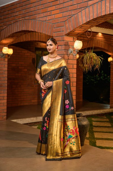 Image of Pure Banarasi Paithani Silk Meena And Zari Weaved Rich Pallu Sarees