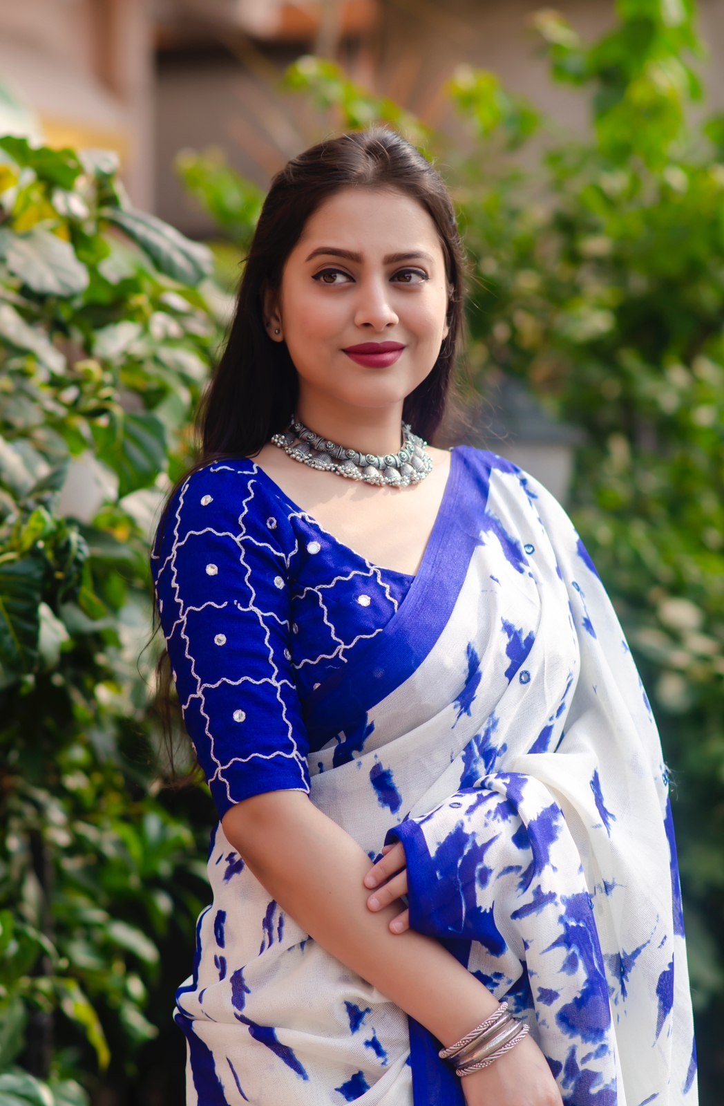 Jute Cotton Shibori Printed Saree With Thread Work Blouse