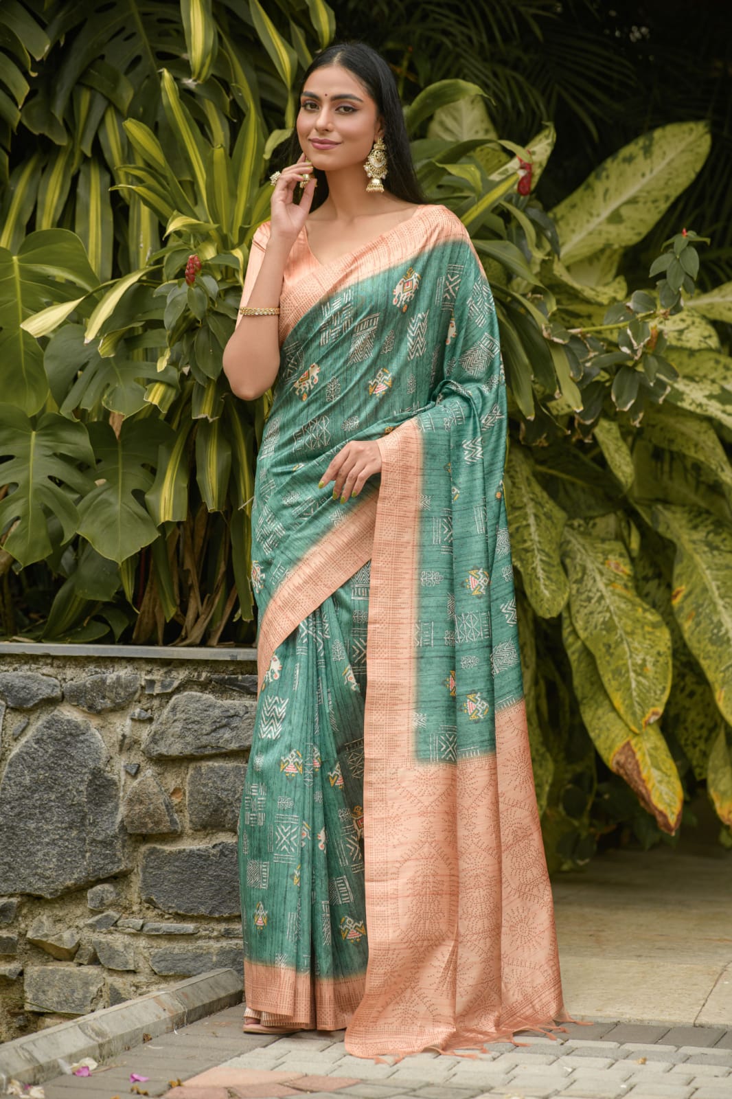 Pure Banarasi Silk Rich Weaved Copper Zari Pallu Saree