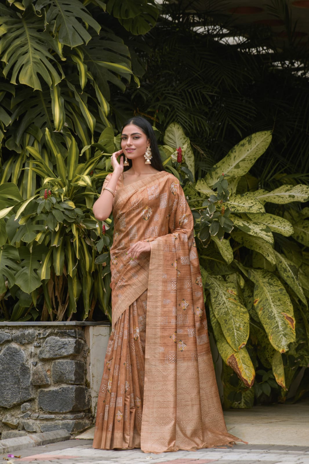 Pure Banarasi Silk Rich Weaved Copper Zari Pallu Saree