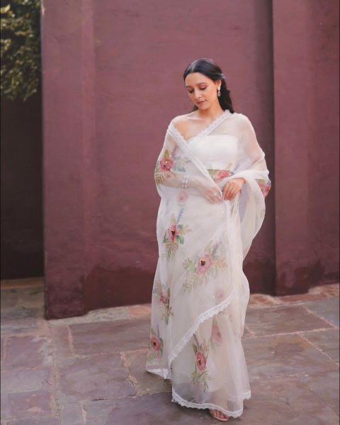 Image of White Pure Organza Silk Digital Printed With Lace Border Saree