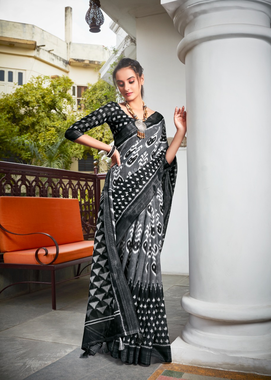 Cotton Digital Printed Saree With Tassels On Pallu