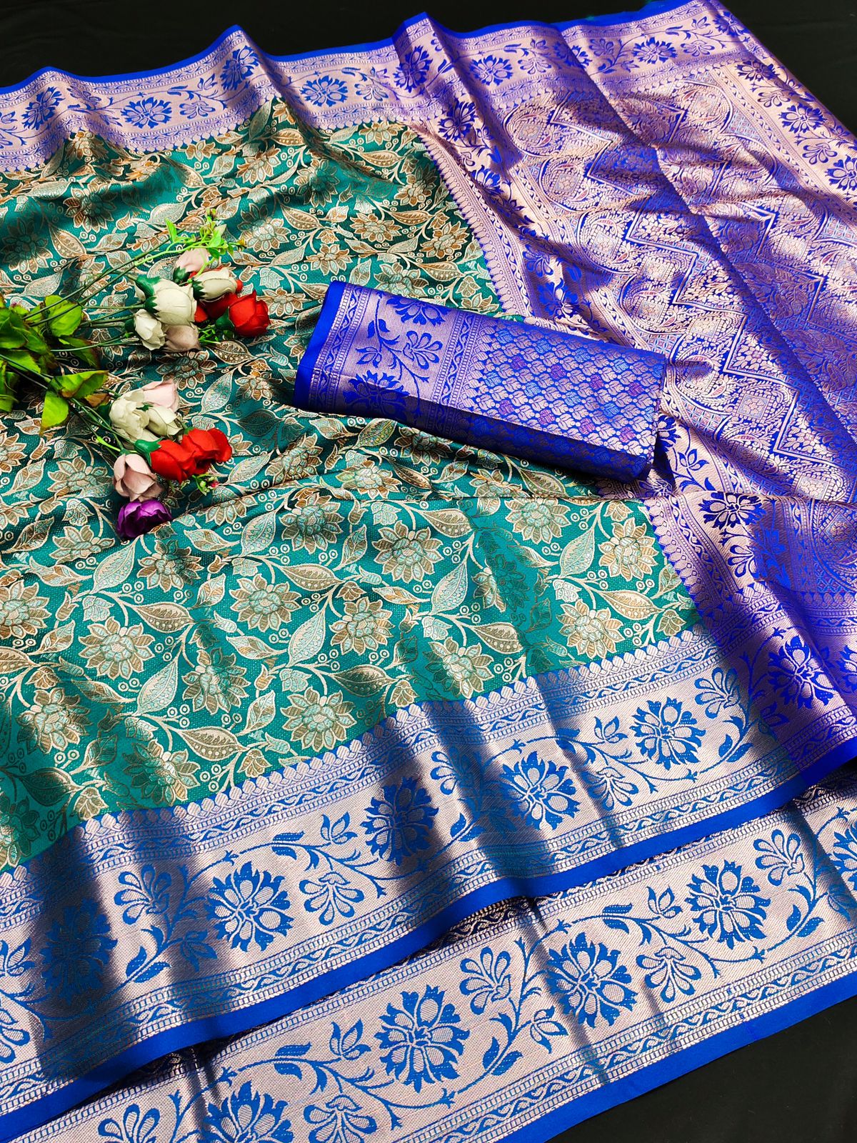 Pure Banarasi Silk All Over Dual Color Zari Weaved Saree