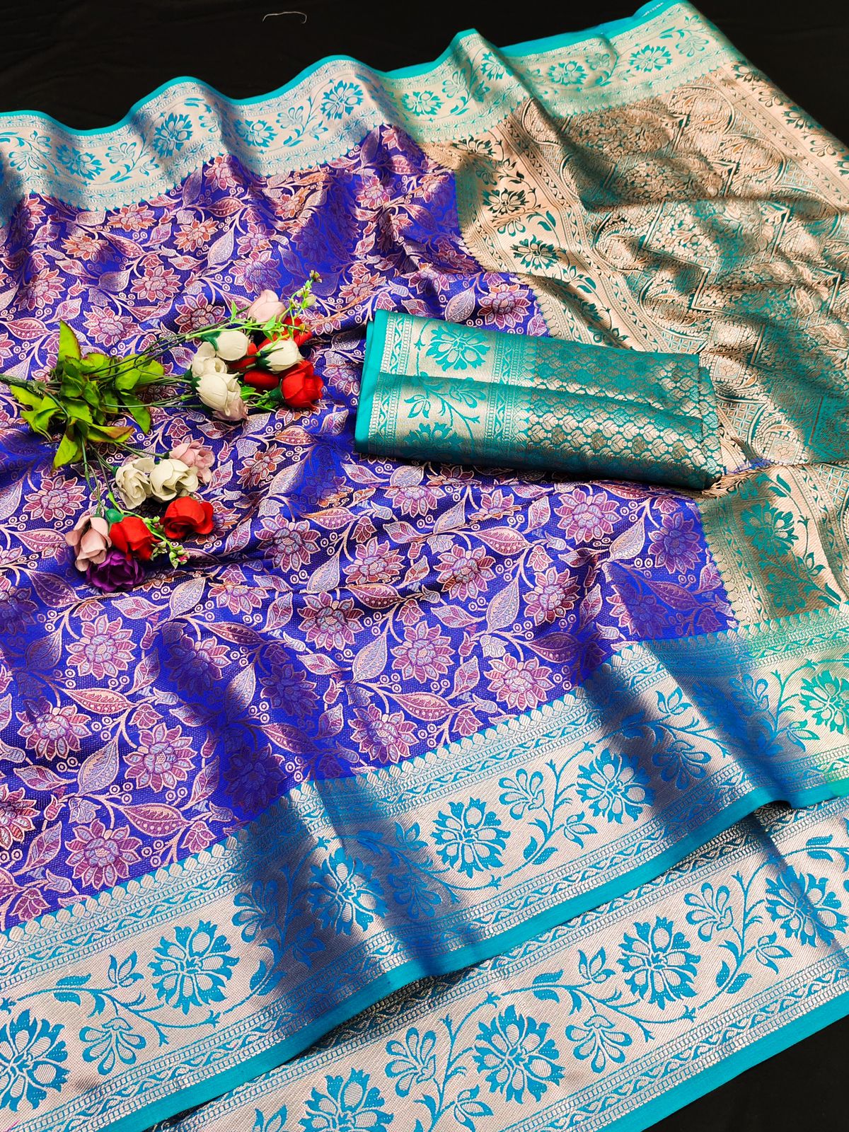 Pure Banarasi Silk All Over Dual Color Zari Weaved Saree