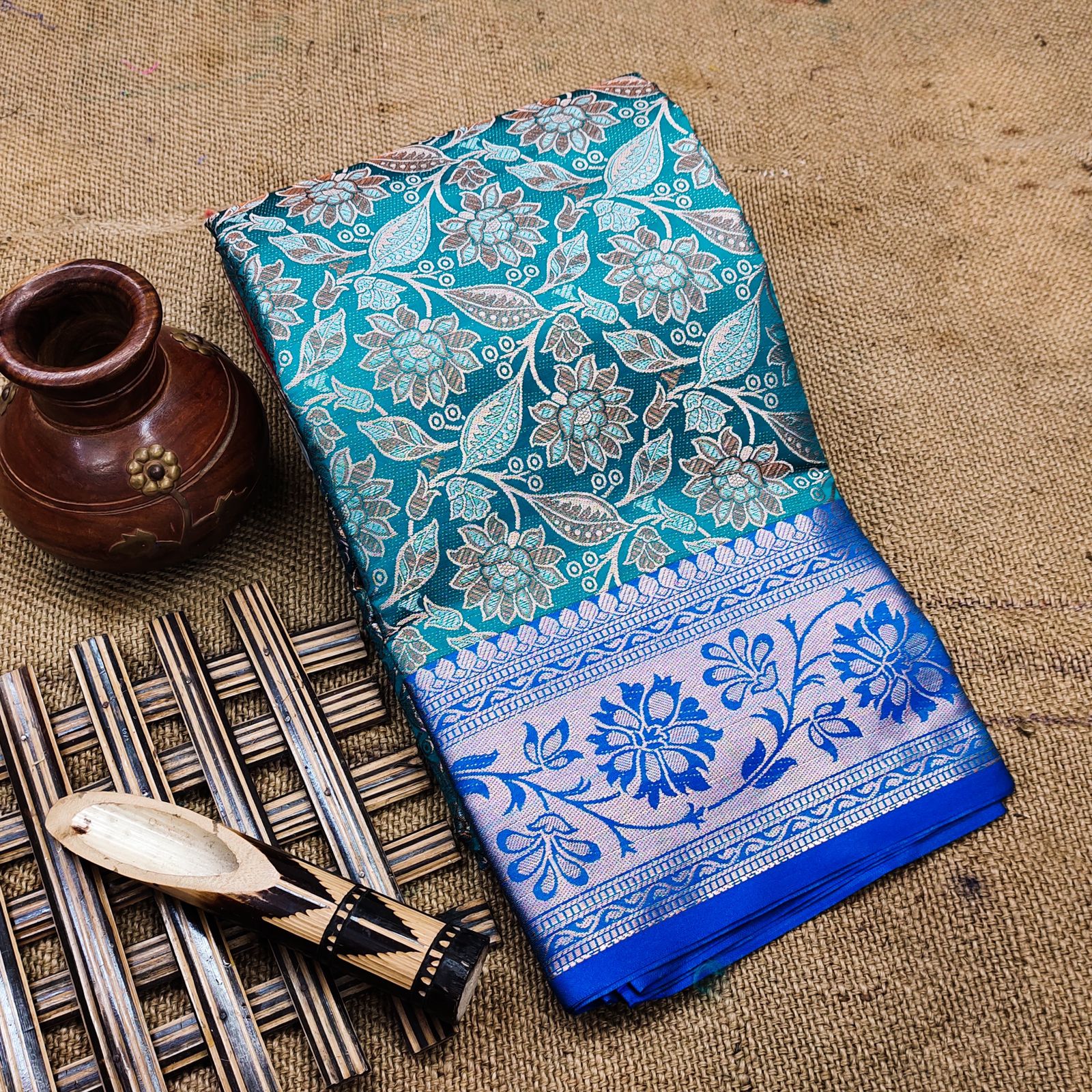 Pure Banarasi Silk All Over Dual Color Zari Weaved Saree