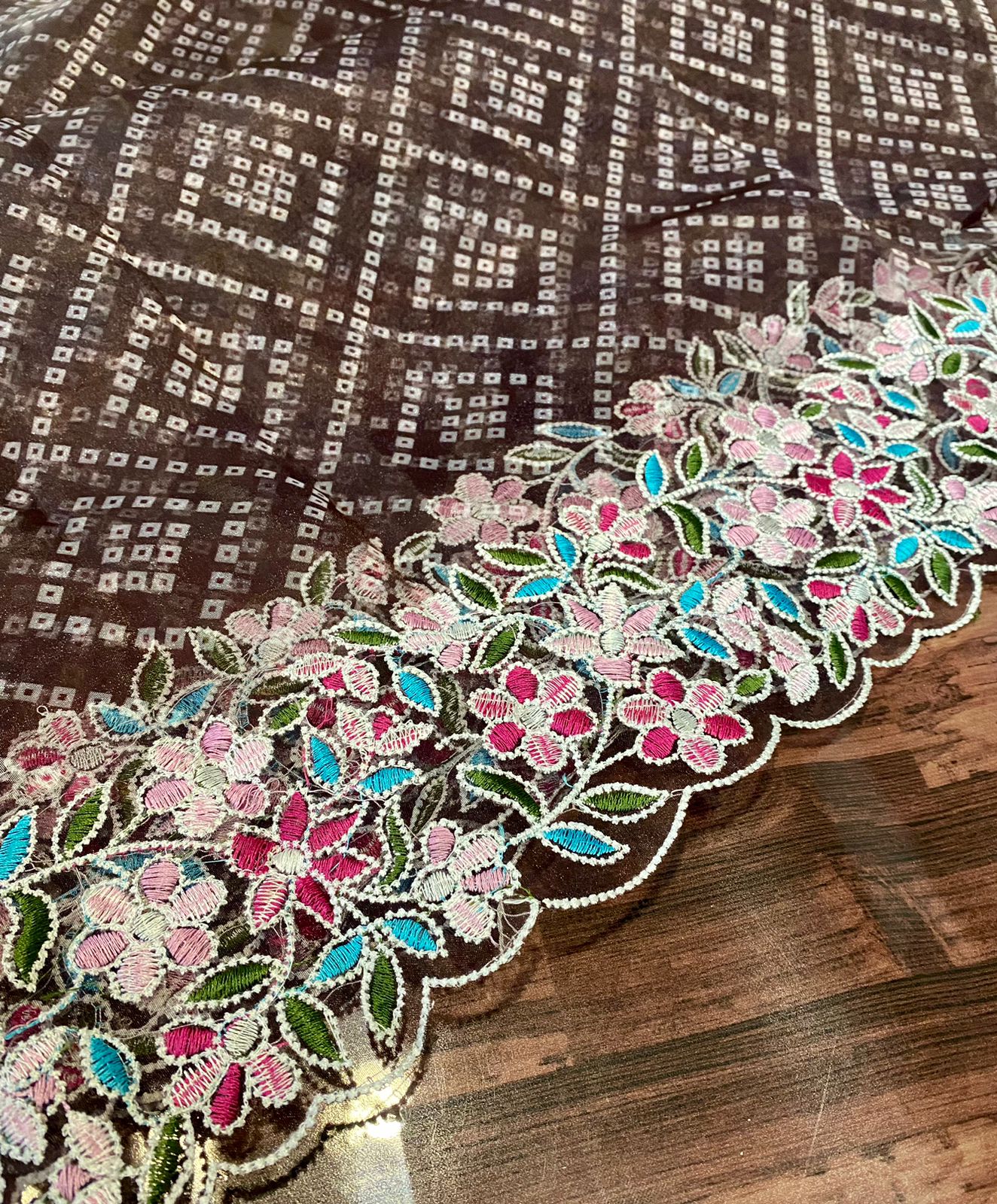 Pure Organza Silk Bandhni Print Multi Thread Embroidery Work Saree