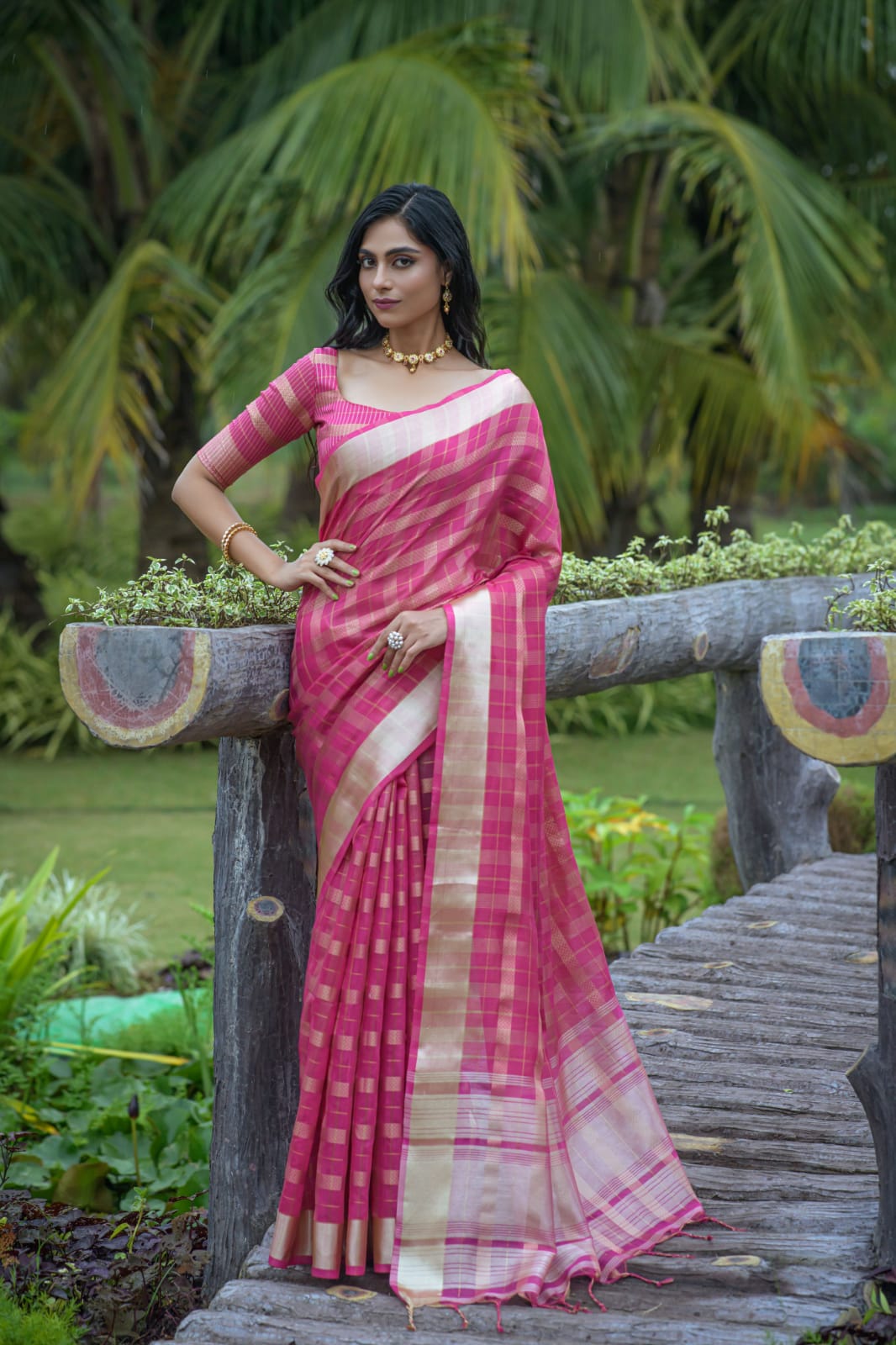 Cotton Silk Zari Patta Weaved All Over With Zari Border Saree