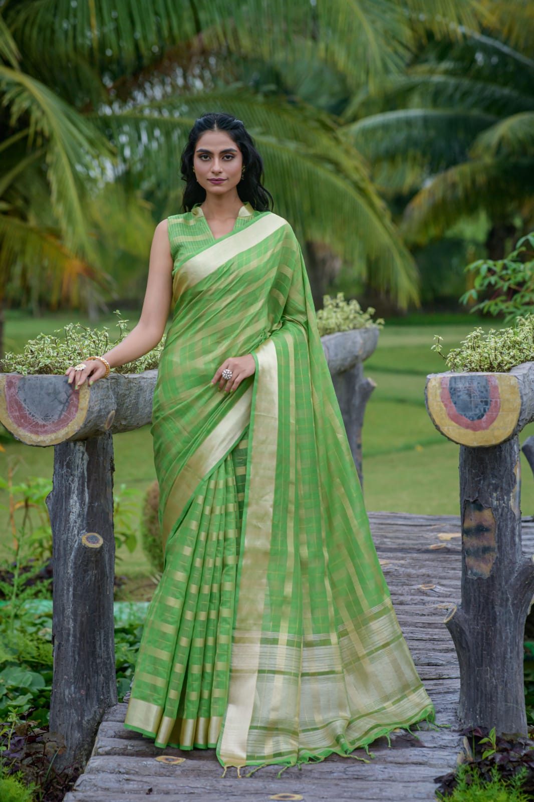 Cotton Silk Zari Patta Weaved All Over With Zari Border Saree