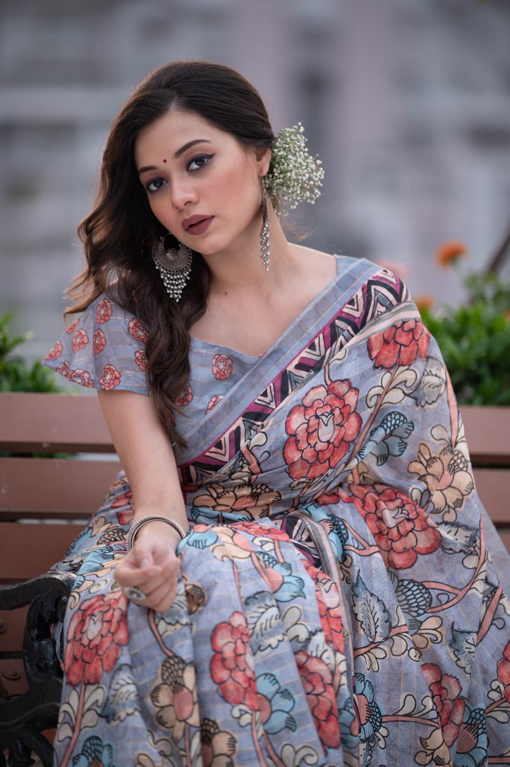 Linen Kalamkari Print Saree With Zari Lining Border And Tassels