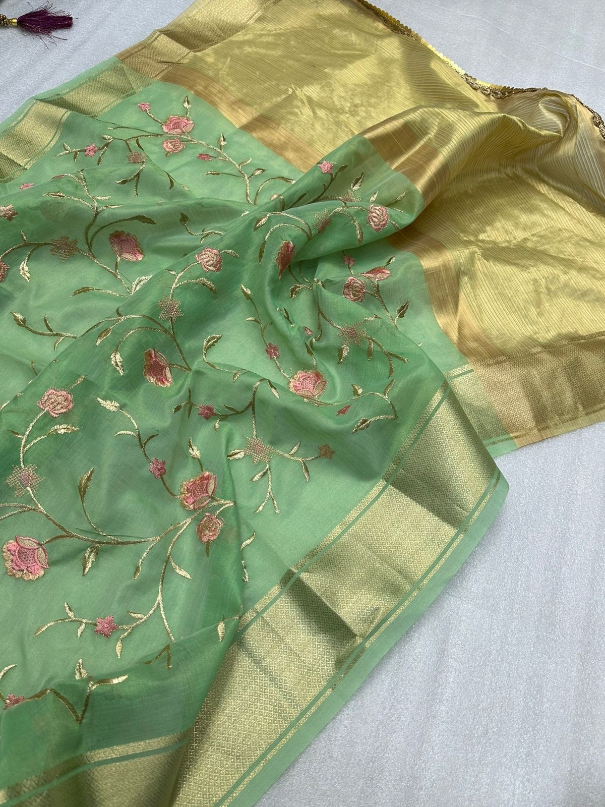 Pure Organza Silk Kashmiri Embroidery Rich Weaved Pallu Saree