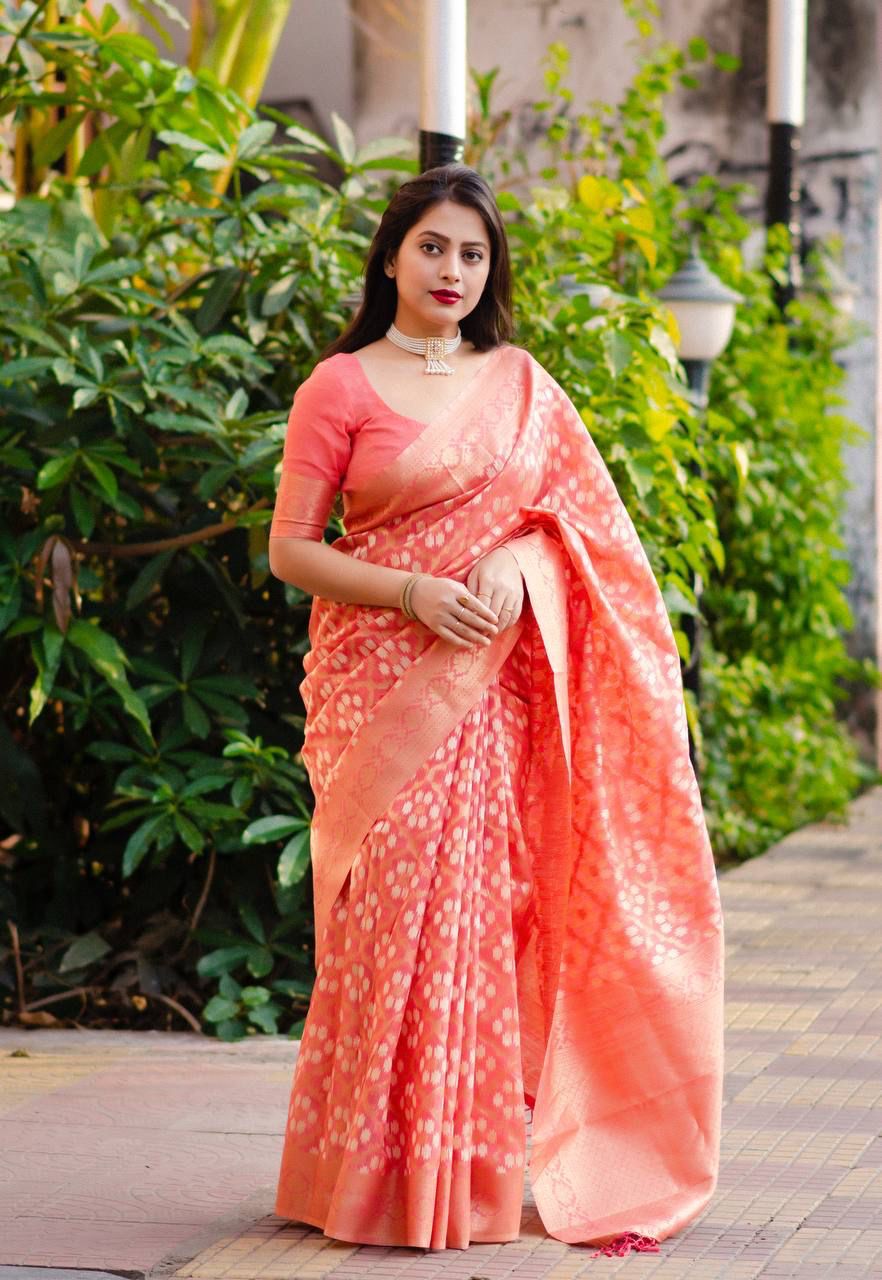 Cotton Silk Weaved Saree With Tassels On Pallu