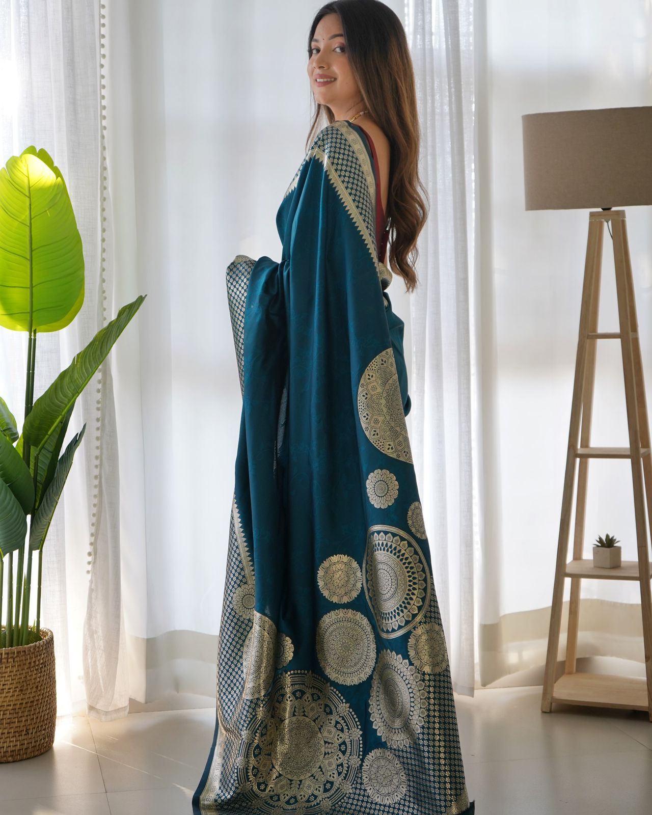 Teal Banarasi Silk Plain Saree With Wide Zari Brocade And Rich Pallu