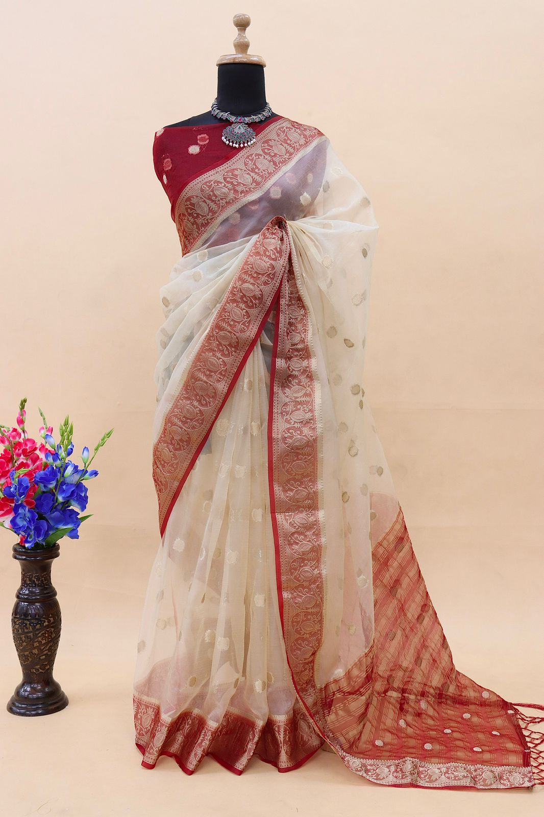 Organza Silk Silver Zari Weaved Booti Rich Zari Pallu Border Saree