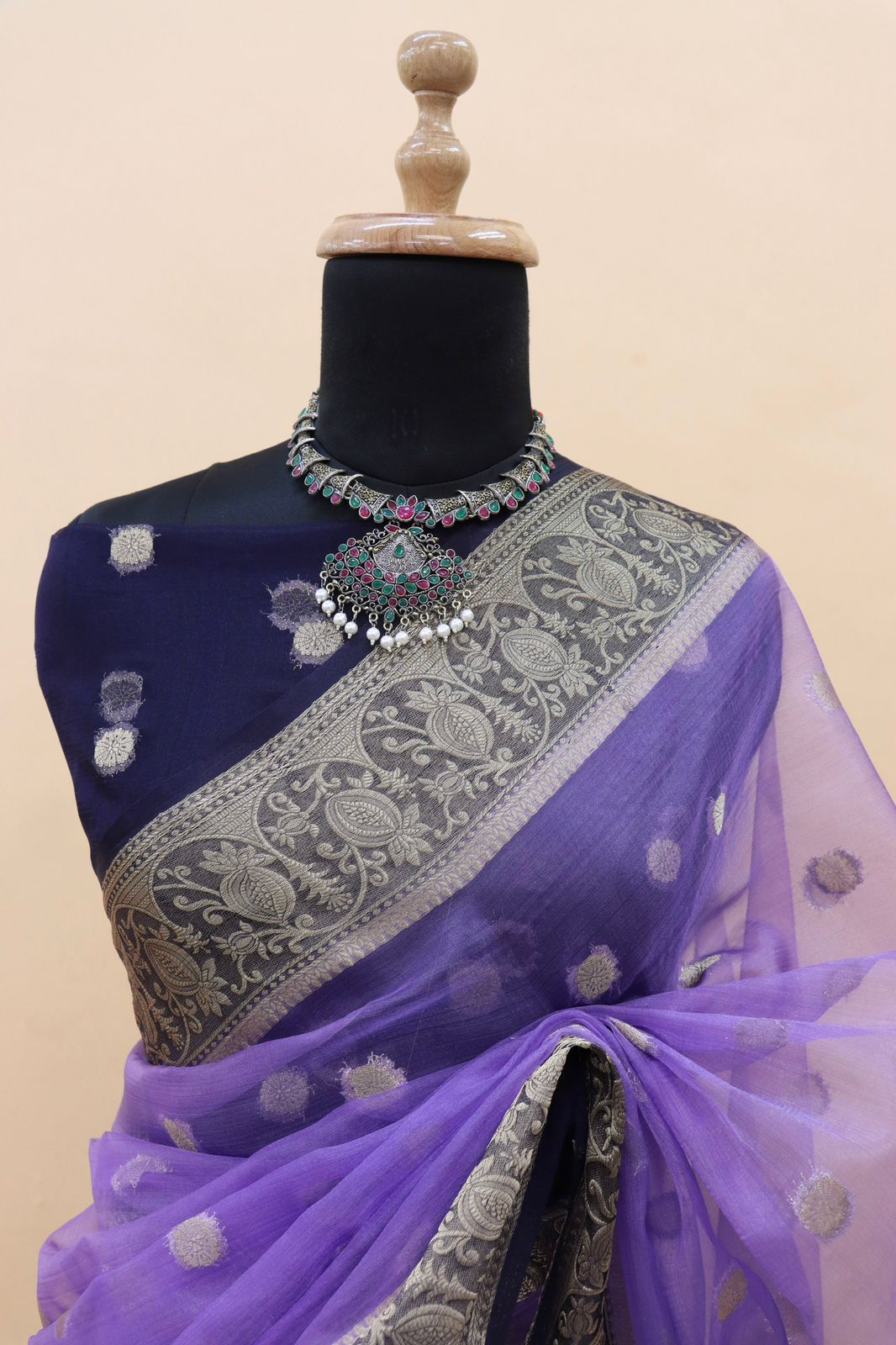 Organza Silk Silver Zari Weaved Booti Rich Zari Pallu Border Saree