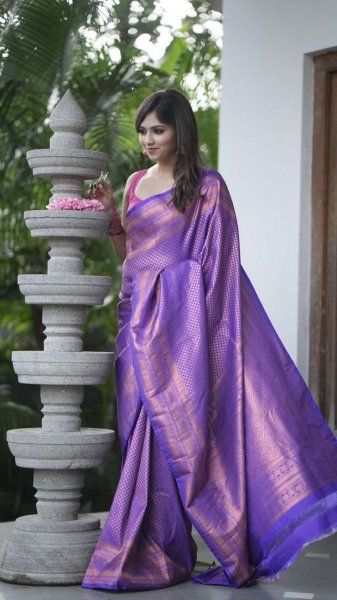 Image of Lavender Banarasi Silk All Over Copper Zari Weaved Saree