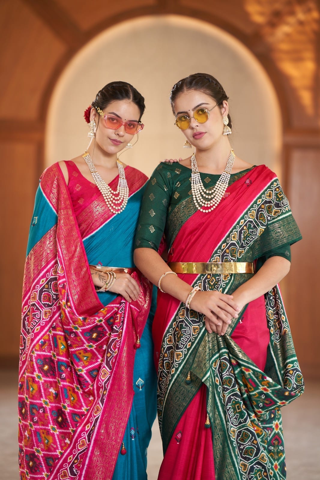 Munga Crepe Banarasi Silk Foil Border Rich Zari Foil Weaved Pallu Saree