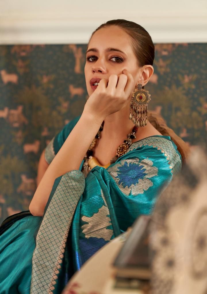 Pure Silk Multi Colored Zari Handloom Weaved Saree