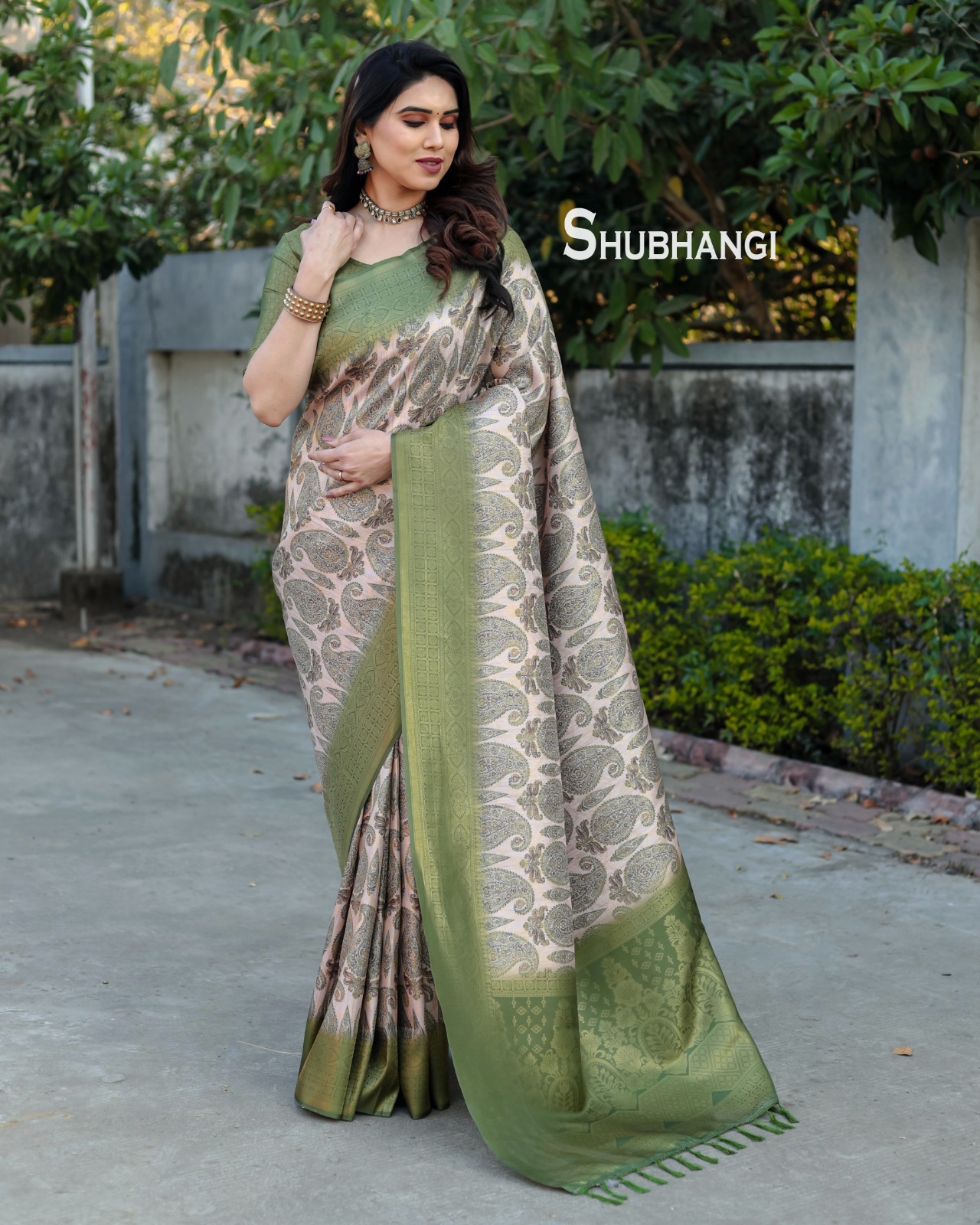 Banarasi Silk Digital Printed Body Rich Zari Weaved Pallu Border Saree