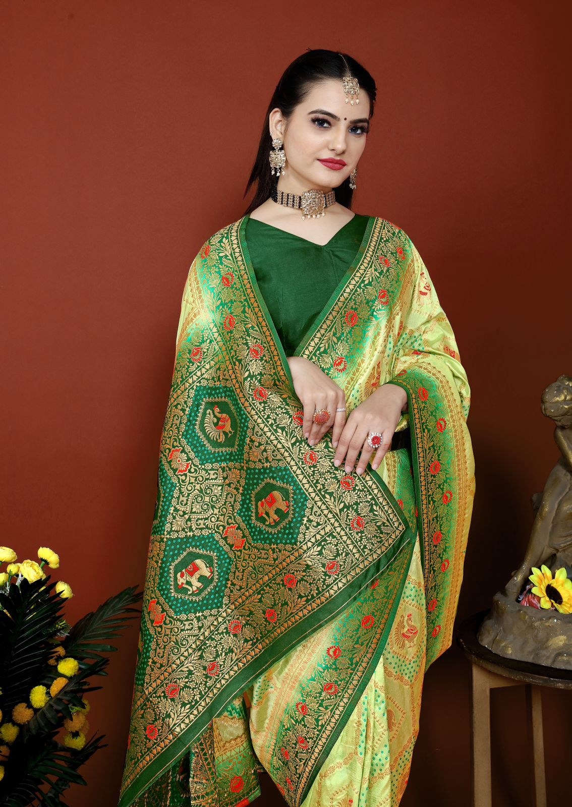 Pure Dola Silk Saree Mina Zari Weaved Body Rich Pallu Saree