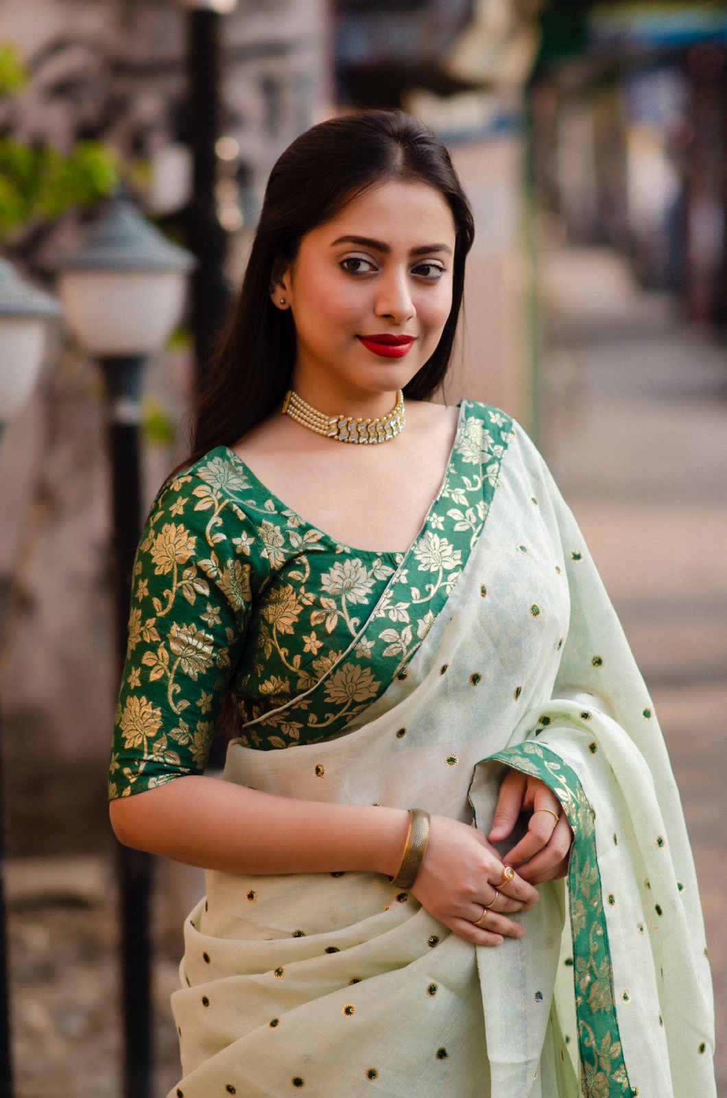 Pure Linen All Over Sequence Embroidery Booti Saree