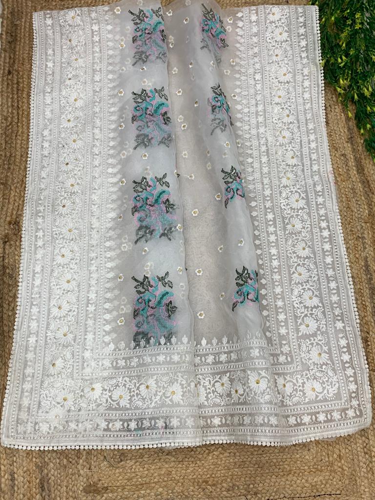 Pure Organza Silk Floral Embroidery Work And Rich Pallu Lace Border