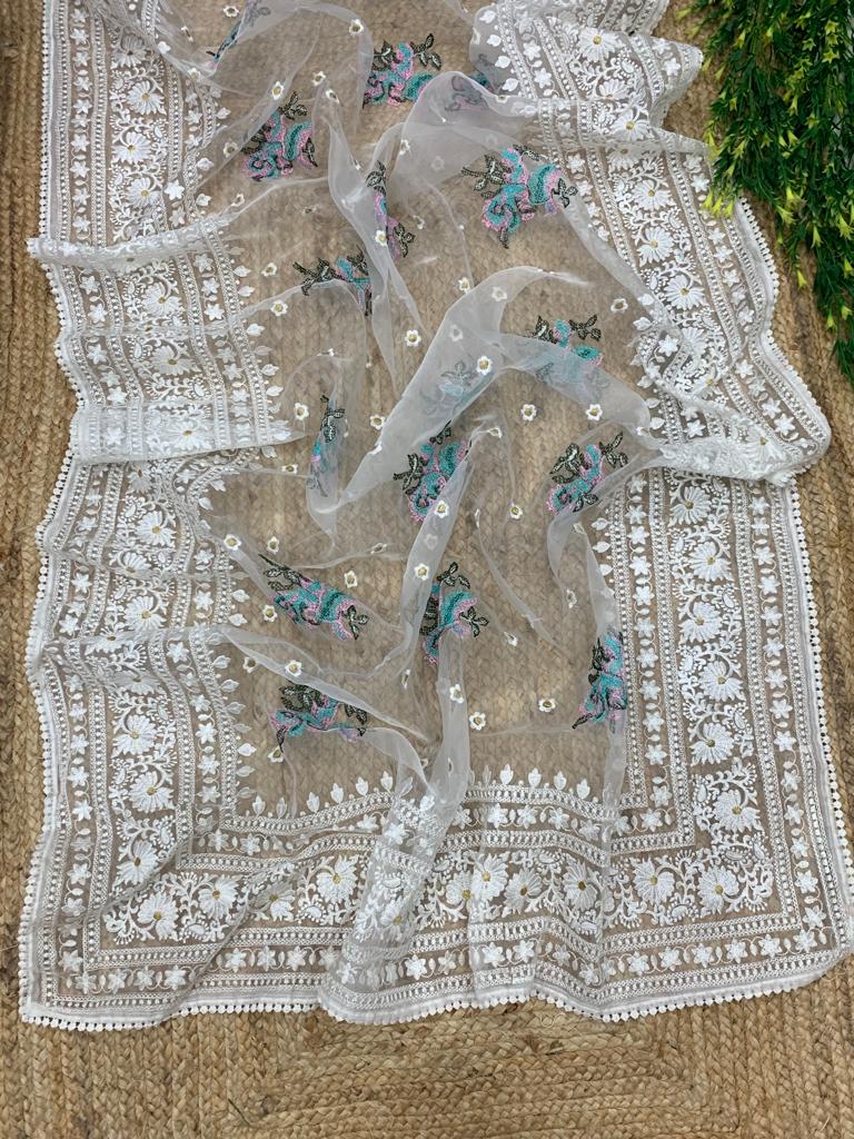 Pure Organza Silk Floral Embroidery Work And Rich Pallu Lace Border