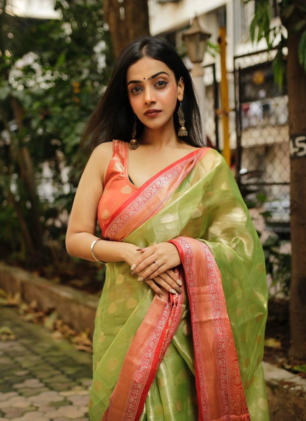 Pure Tissue Silk All Over Zari Weaved With Rich Zari Pallu Border Saree