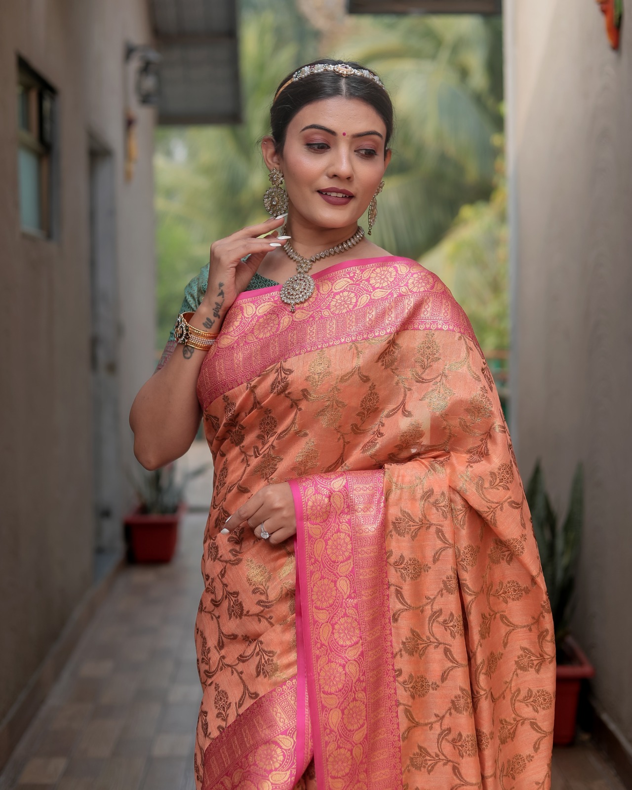 Pure Banarasi Handloom Katan Silk Rich Woven Body With Rich Pallu Saree