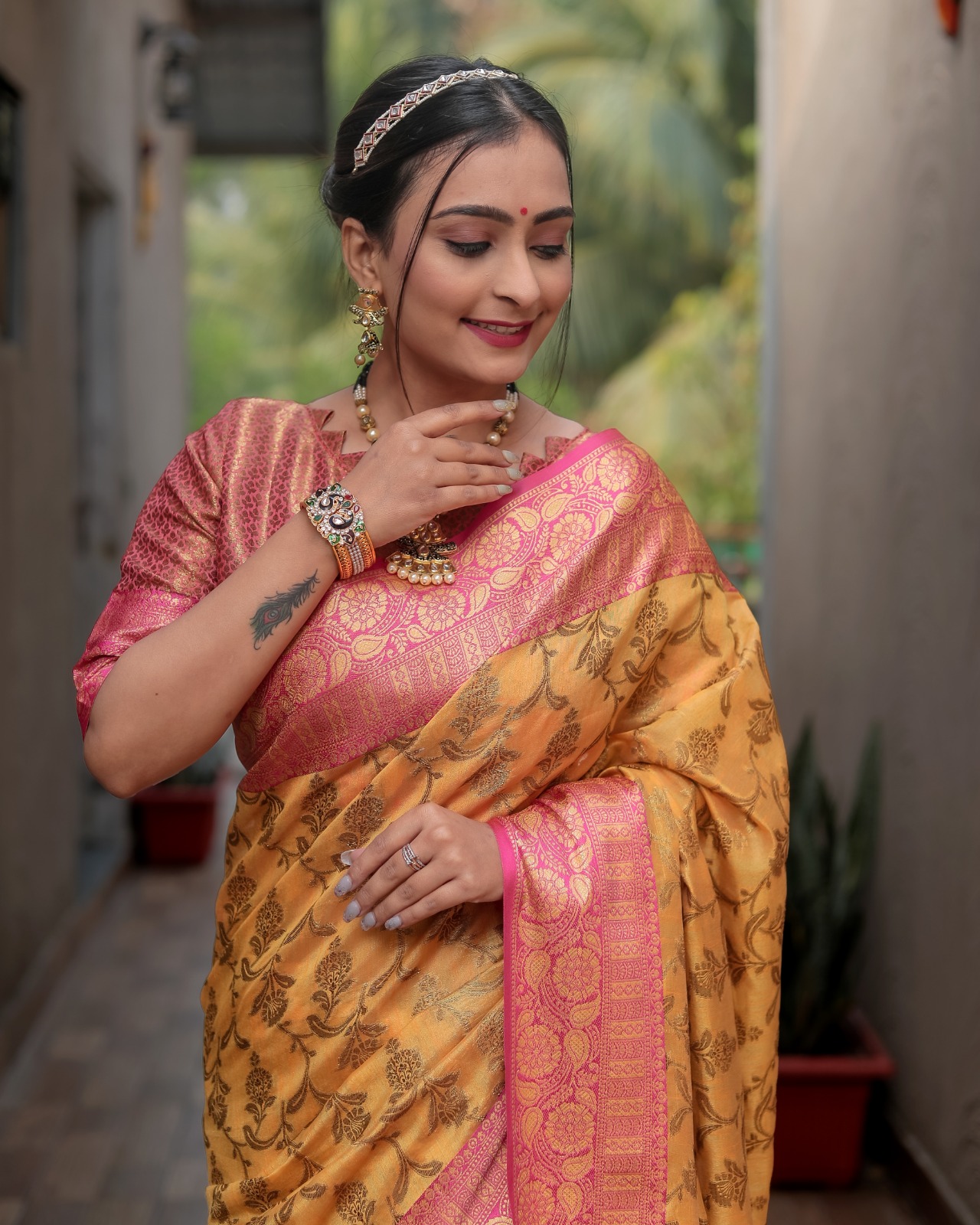 Pure Banarasi Handloom Katan Silk Rich Woven Body With Rich Pallu Saree