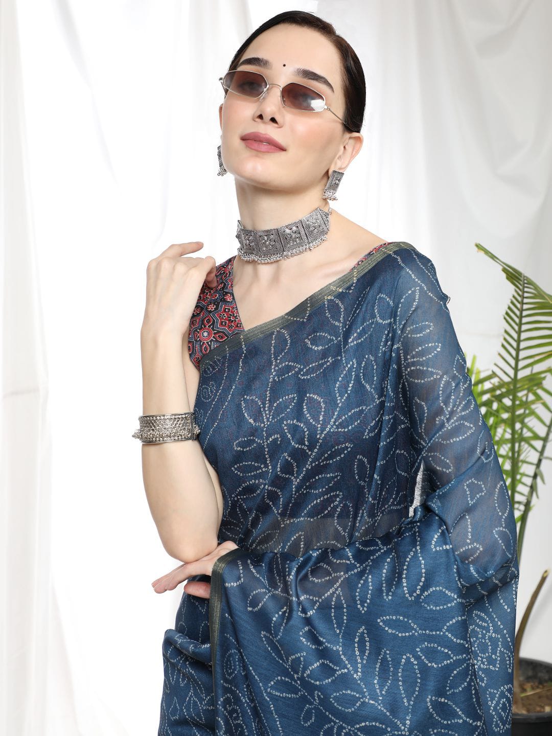 Soft Linen Cotton Bandhani Print All Narrow Zari Border Saree