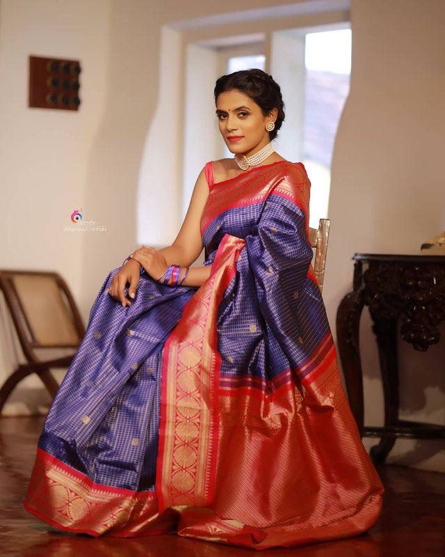 Banarasi Silk All Over Gold Silver Zari Weaved Rich Pallu Saree