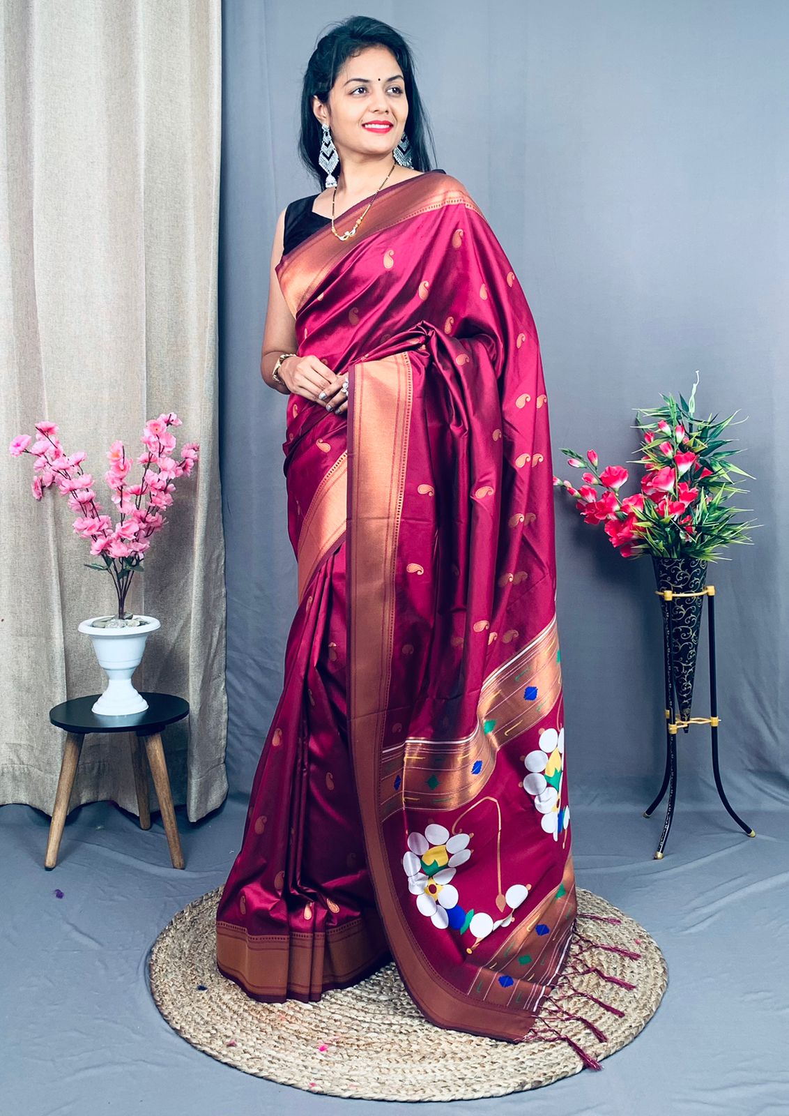 Pure Kanjivaram Paithani Silk Zari Weaved Meenakari Pallu Saree