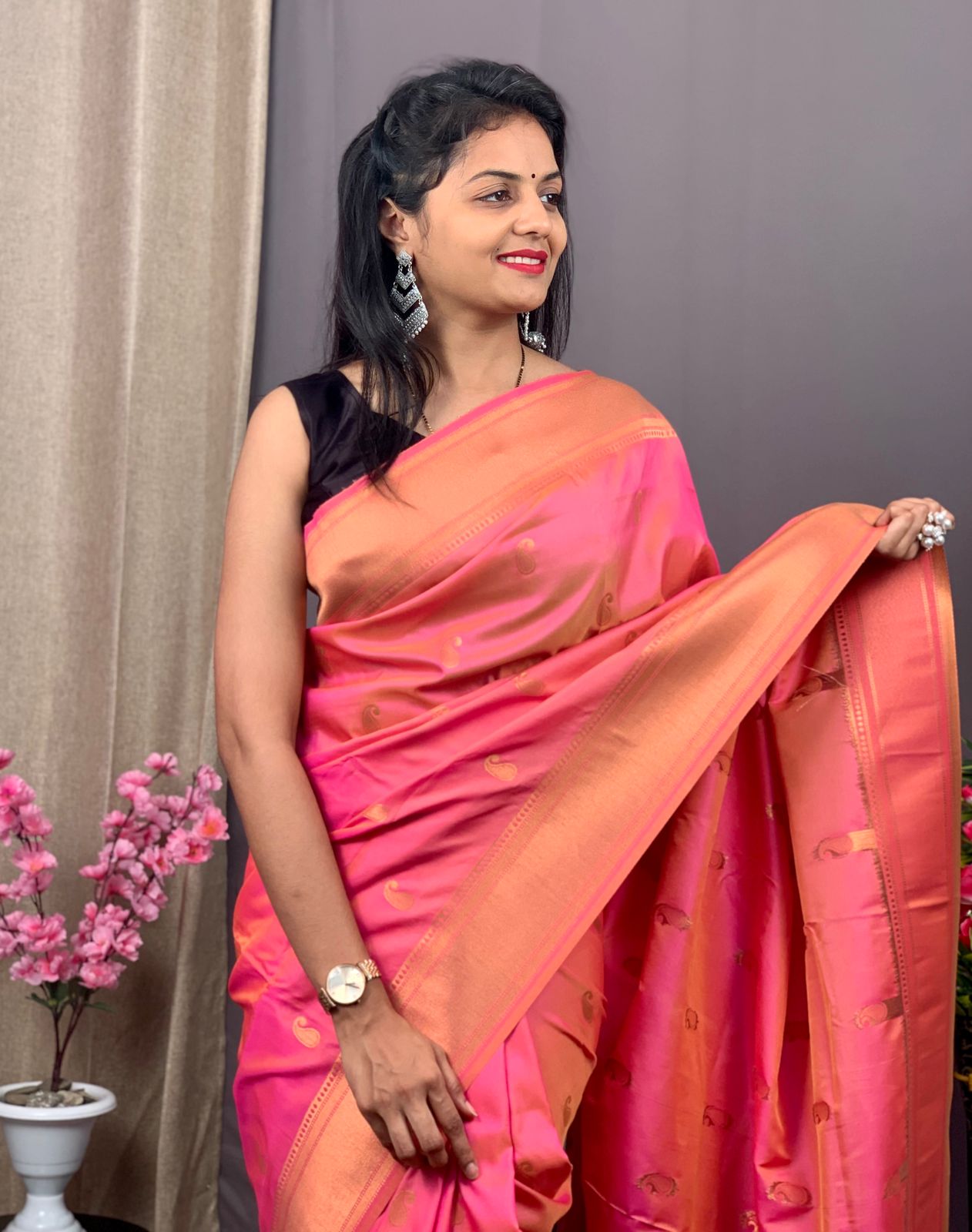 Pure Kanjivaram Paithani Silk Zari Weaved Meenakari Pallu Saree