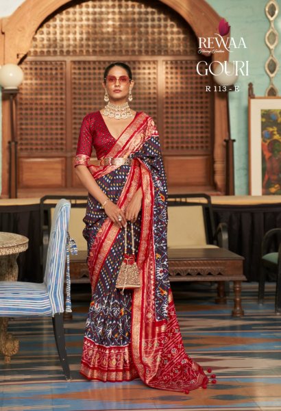 Image of Soft Silk Hand Printed All Over With Rich Printed Pallu Zari Border Saree